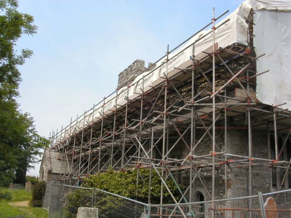 Scaffold tent up